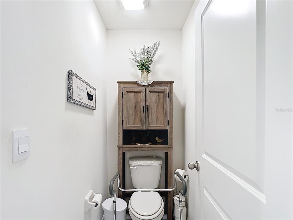 7161 SW 135TH PLACE gallery image #34