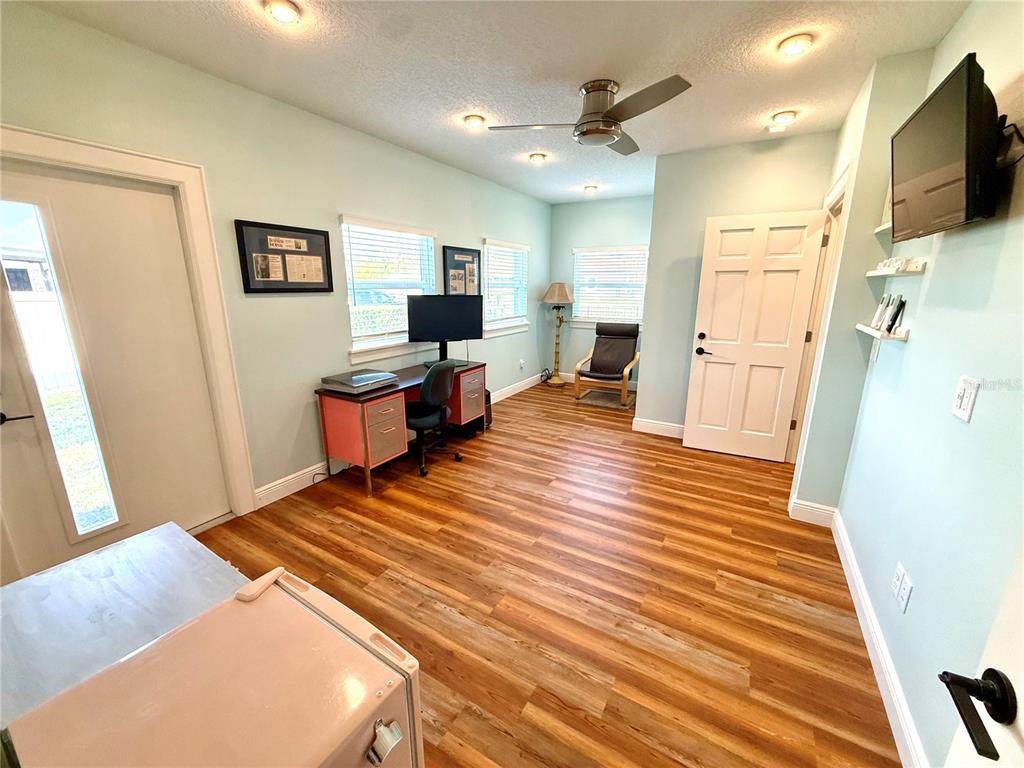 1811 MISSOURI AVENUE gallery image #28