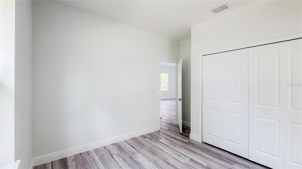 15625 SW 37TH CIRCLE gallery image #17