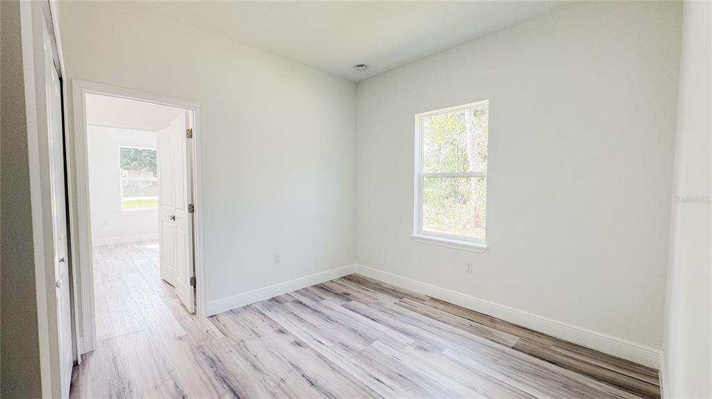 15625 SW 37TH CIRCLE gallery image #18