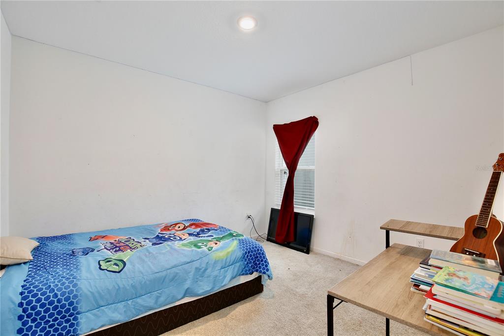 490 TAFT DRIVE gallery image #15