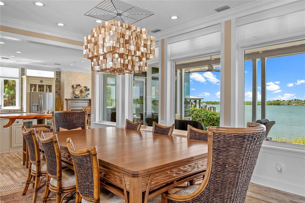 2012 SPYGLASS LANE gallery image #11