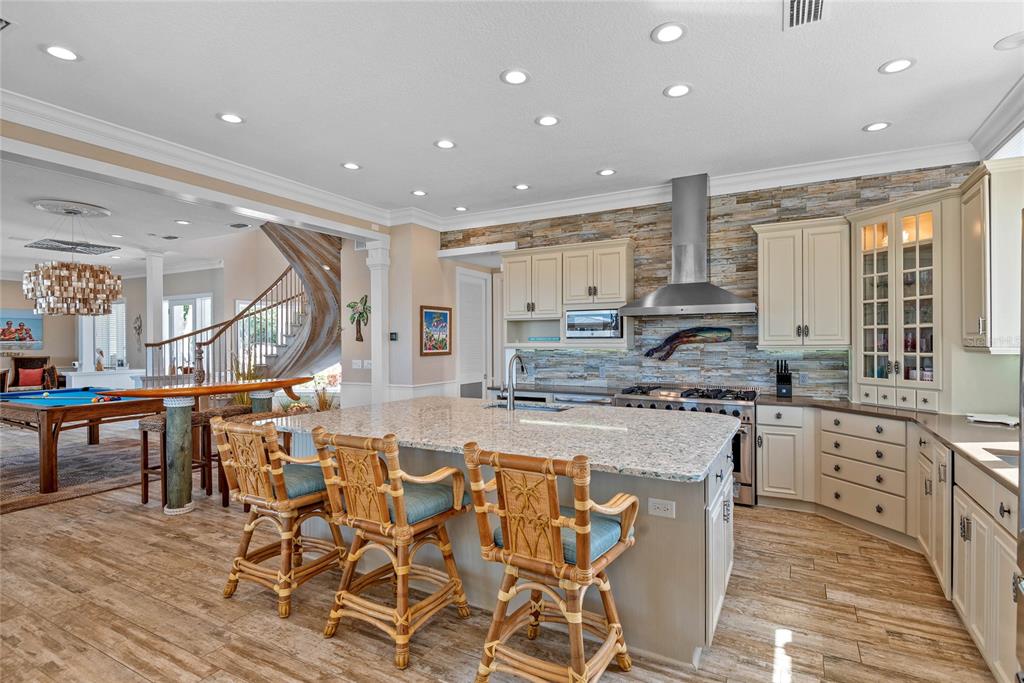 2012 SPYGLASS LANE gallery image #19