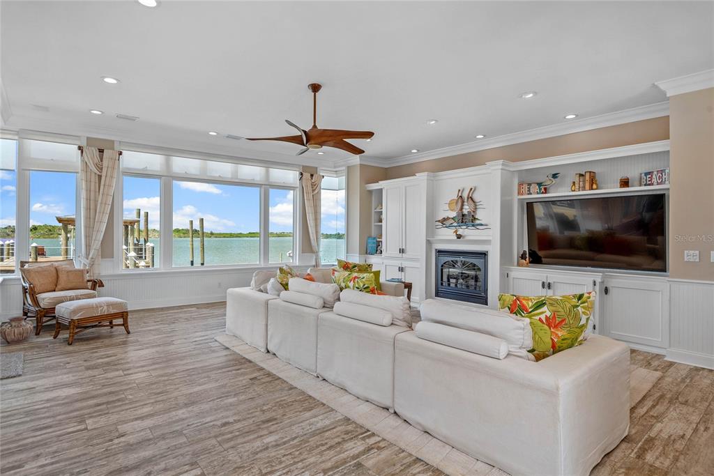 2012 SPYGLASS LANE gallery image #7