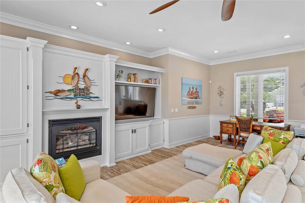 2012 SPYGLASS LANE gallery image #8