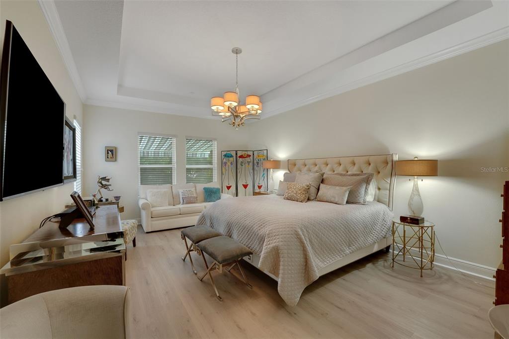 1555 KATIE COVE gallery image #21