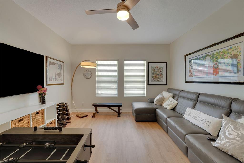 1555 KATIE COVE gallery image #28