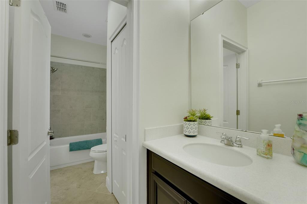 1555 KATIE COVE gallery image #33