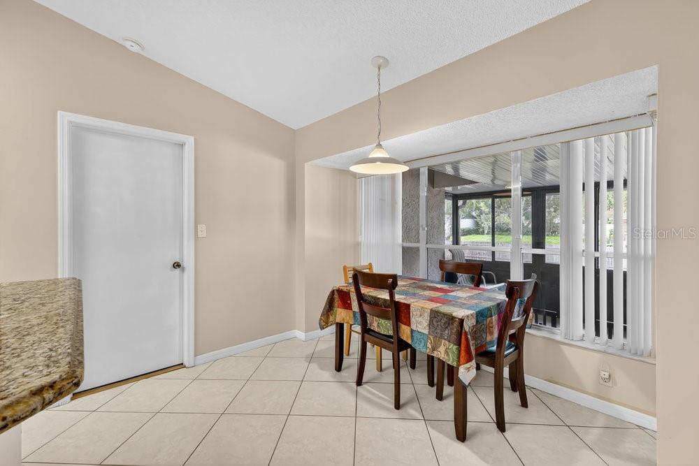 9050 STOCKTON COURT gallery image #7