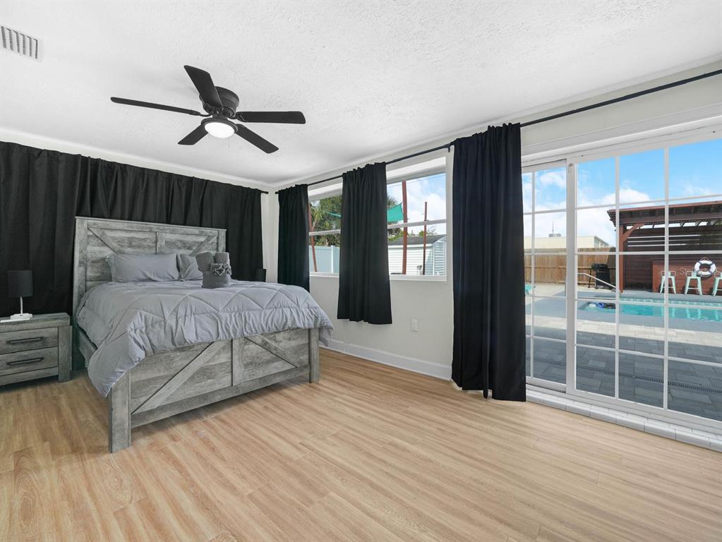 1818 6TH STREET SE gallery image #16
