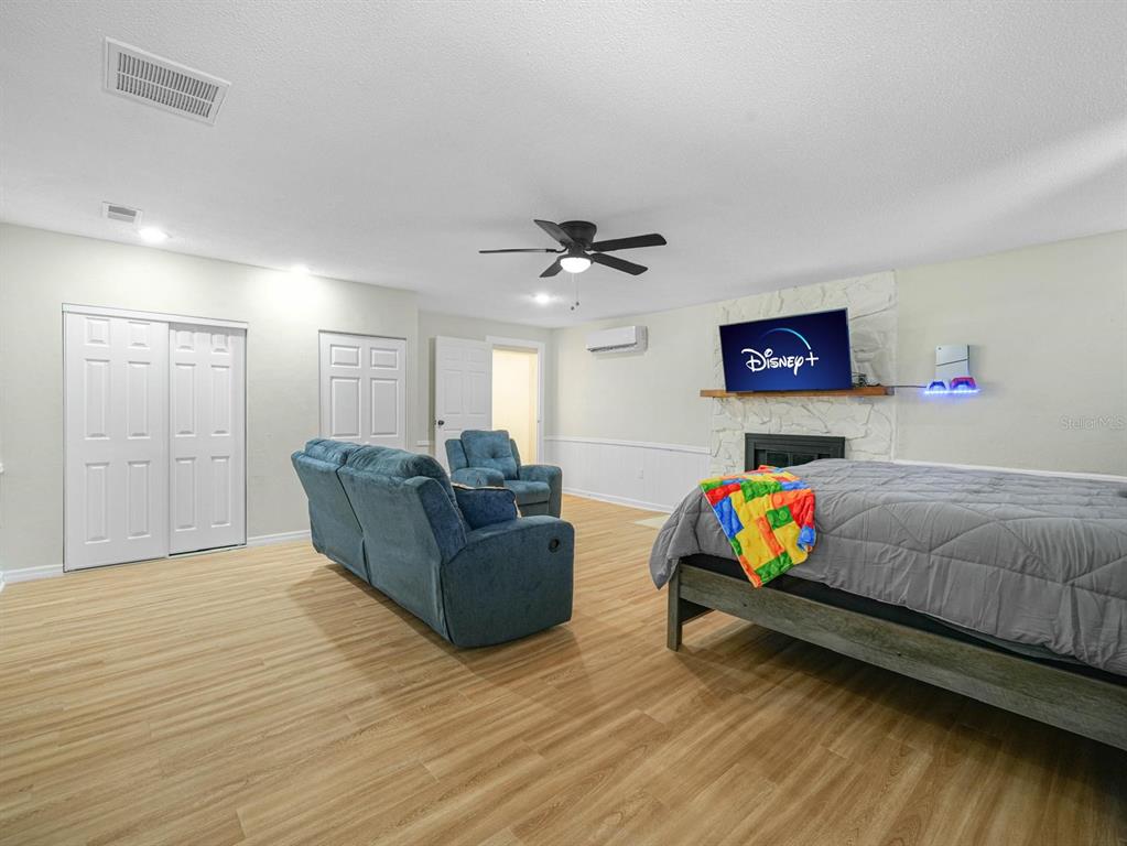 1818 6TH STREET SE gallery image #18