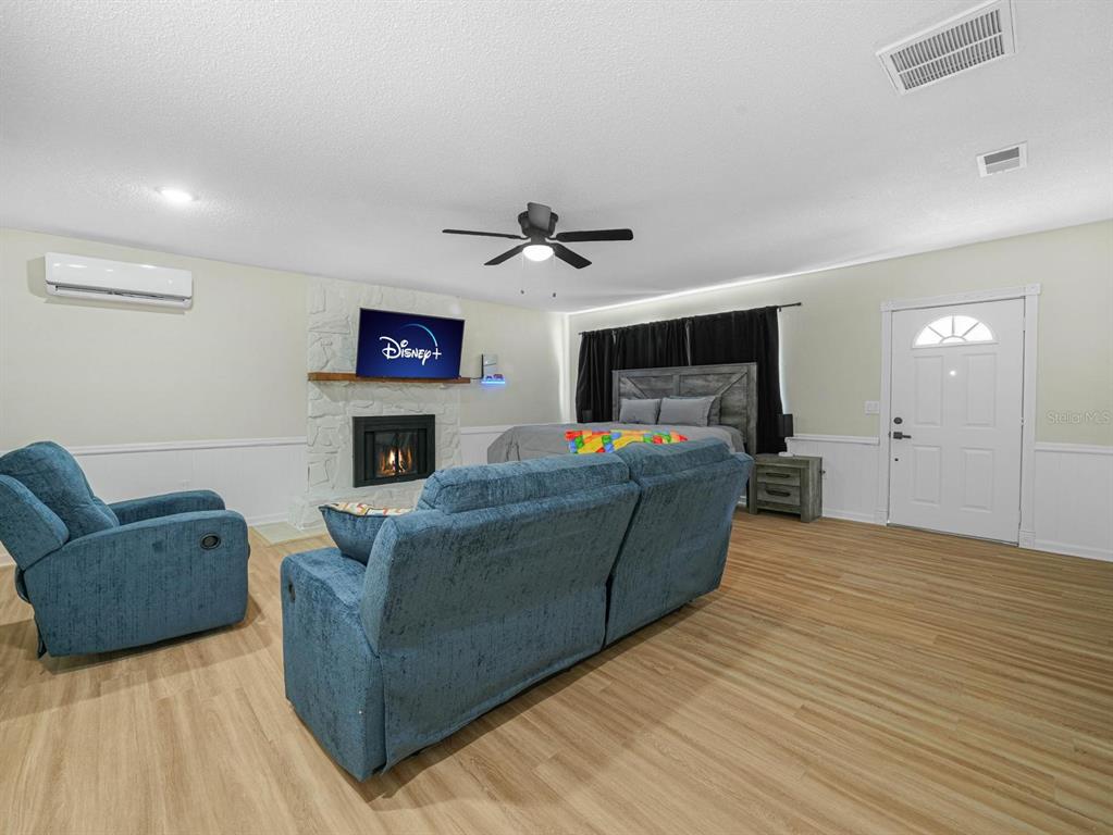 1818 6TH STREET SE gallery image #19