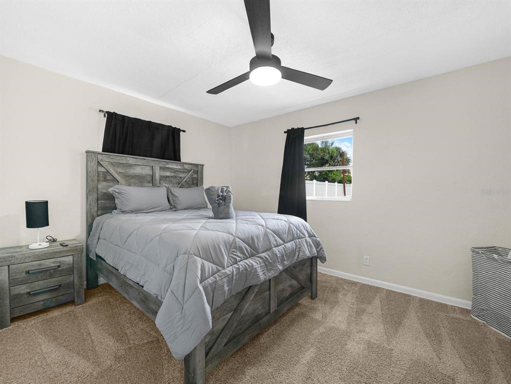 1818 6TH STREET SE gallery image #37