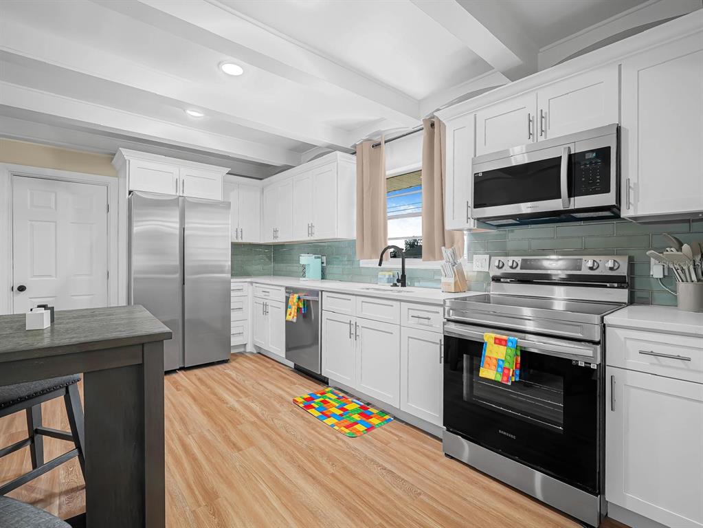 1818 6TH STREET SE gallery image #59