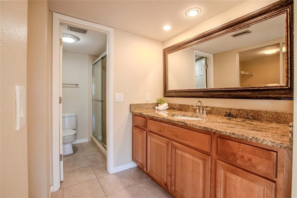 3300 BENEVA UNIT 214