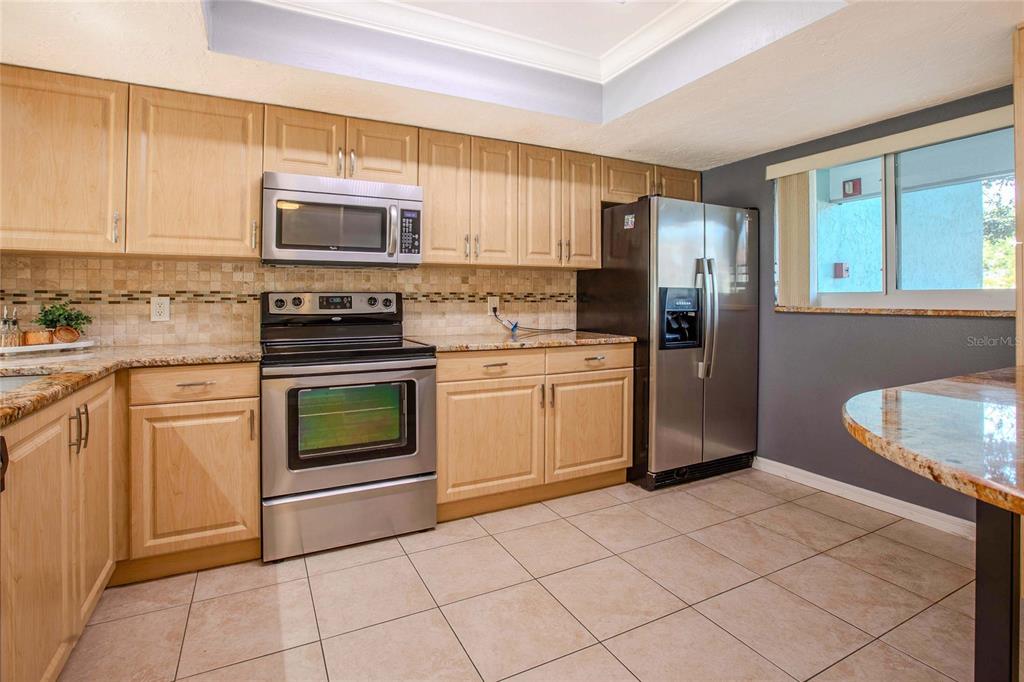 3300 BENEVA UNIT 214