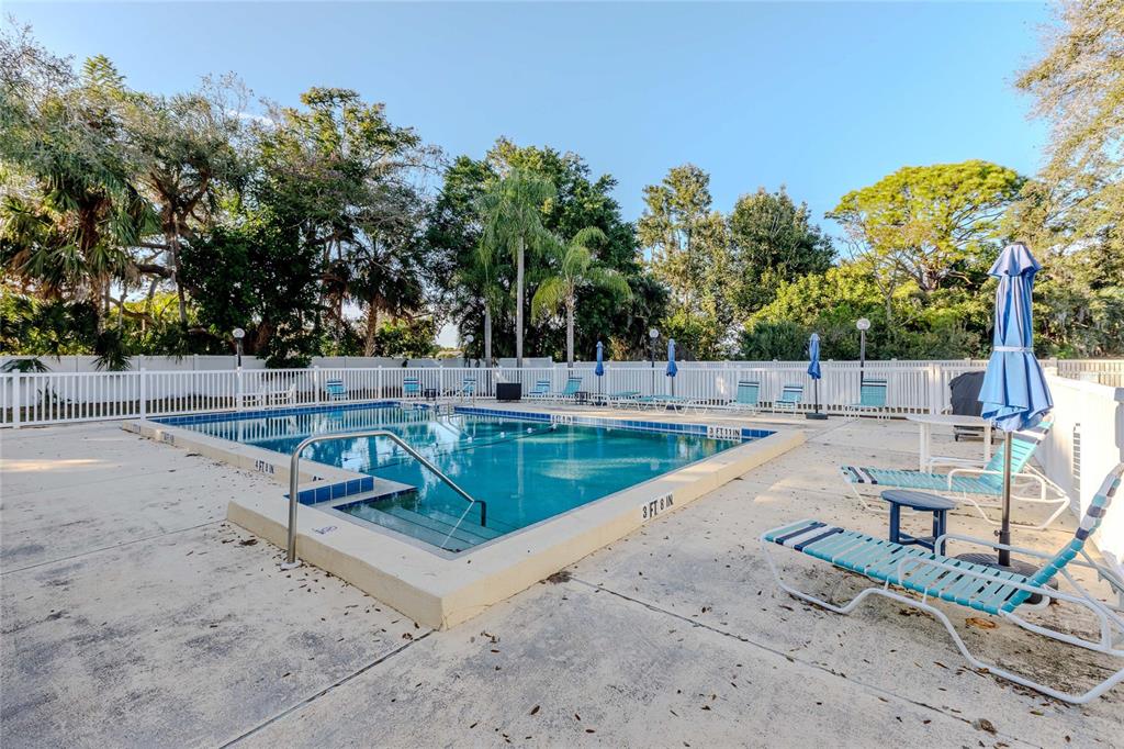 3300 BENEVA UNIT 214