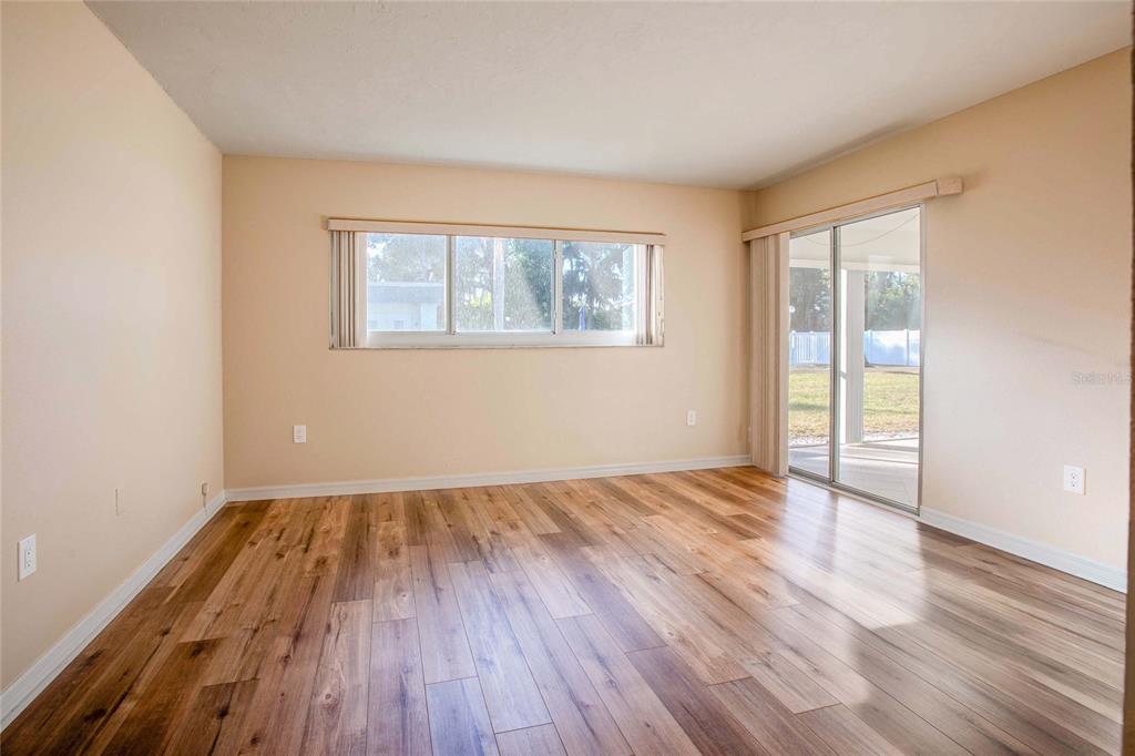 3300 BENEVA UNIT 214