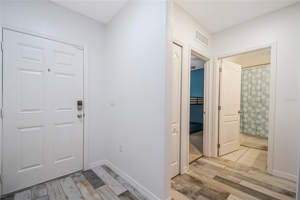 328 HIBISCUS DRIVE gallery image #20
