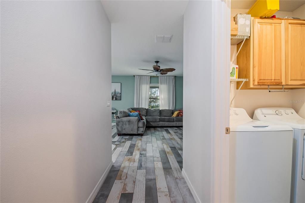 328 HIBISCUS DRIVE gallery image #24