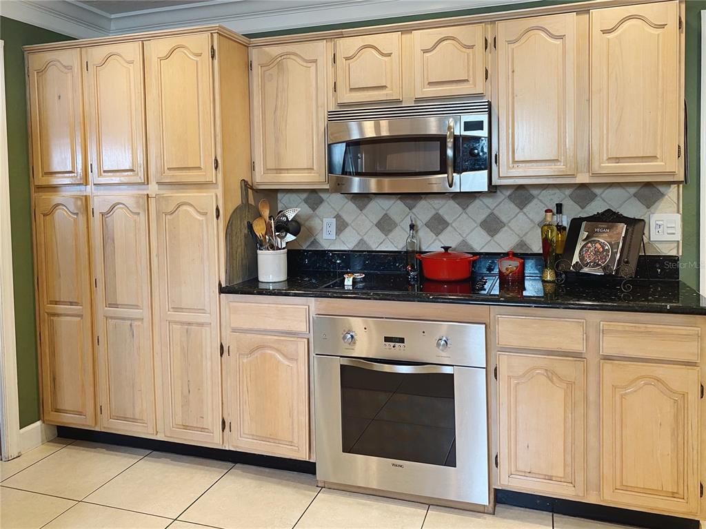 27 LAKE VISTA WAY gallery image #19