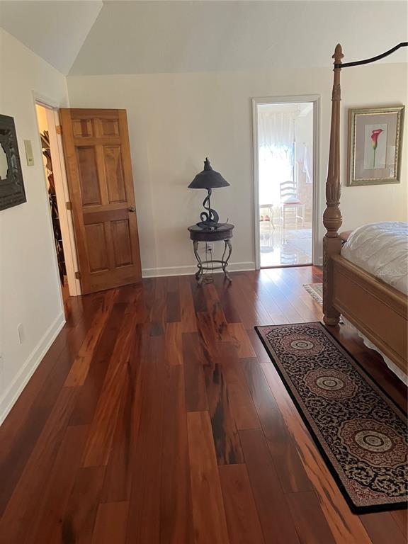 27 LAKE VISTA WAY gallery image #24