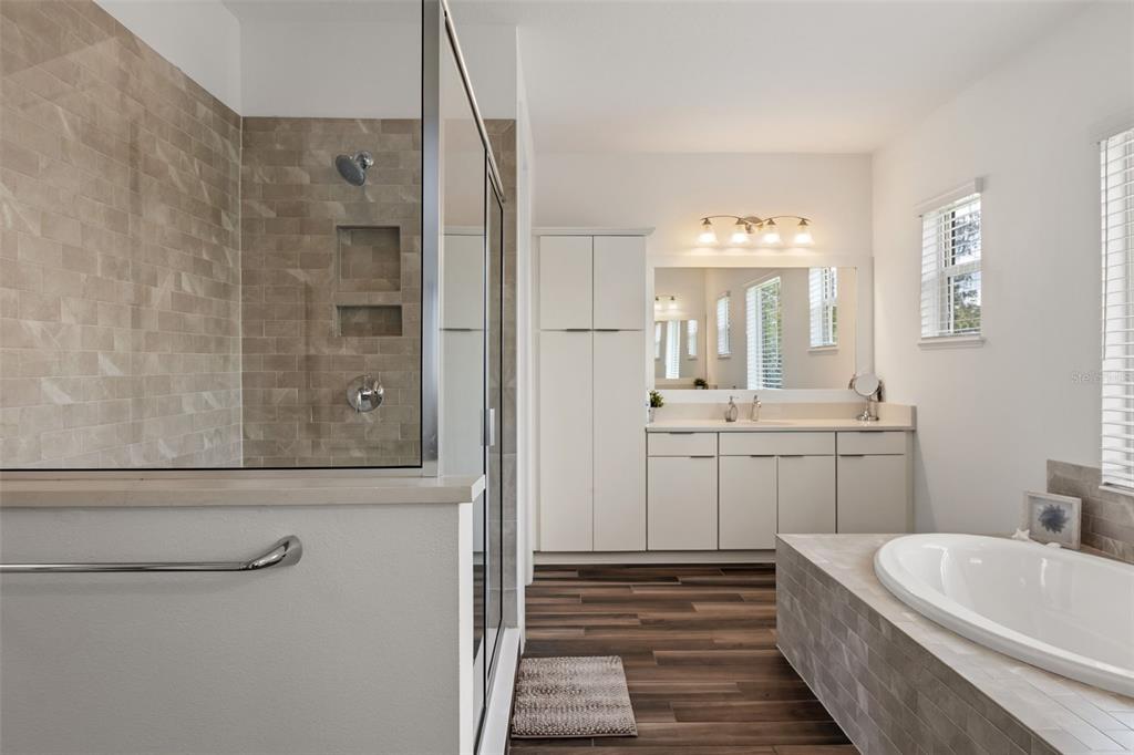 10396 ROYAL CYPRESS WAY gallery image #33