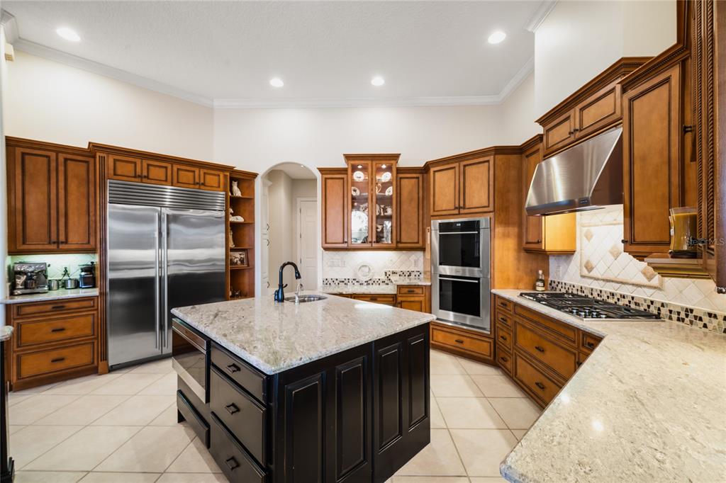 7718 FLEMINGWOOD COURT gallery image #15