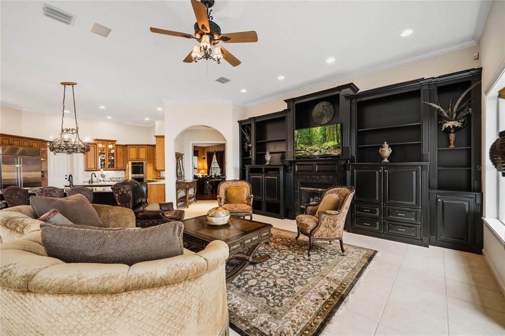 7718 FLEMINGWOOD COURT gallery image #17