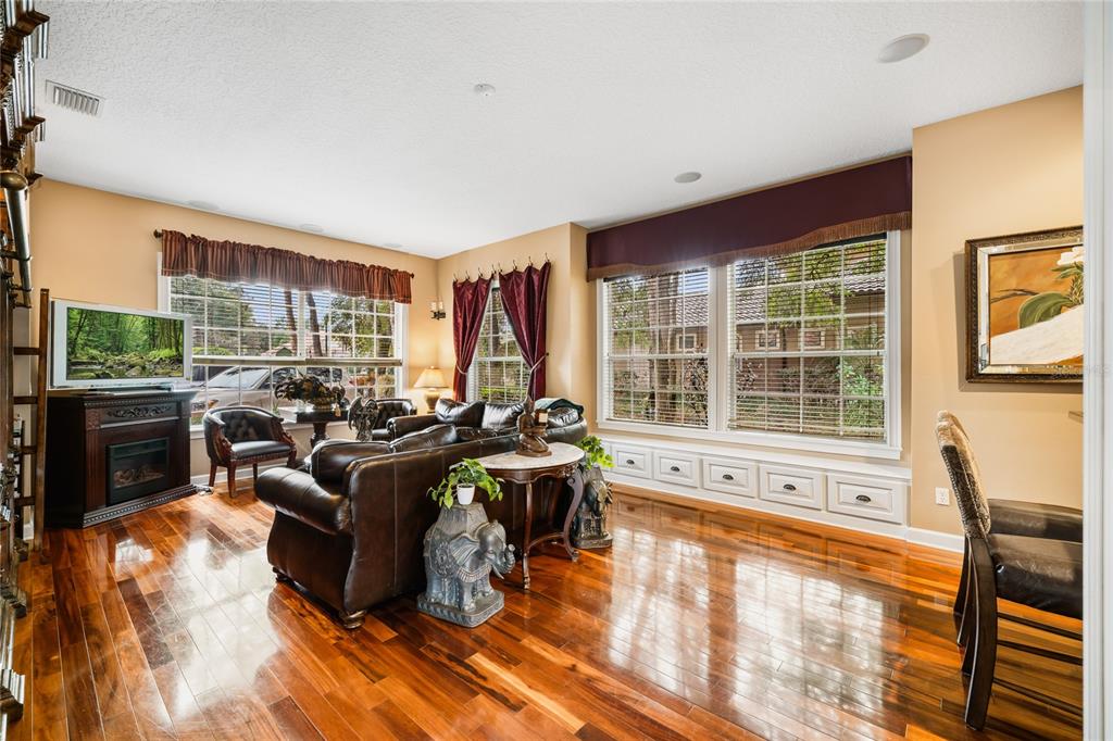 7718 FLEMINGWOOD COURT gallery image #23