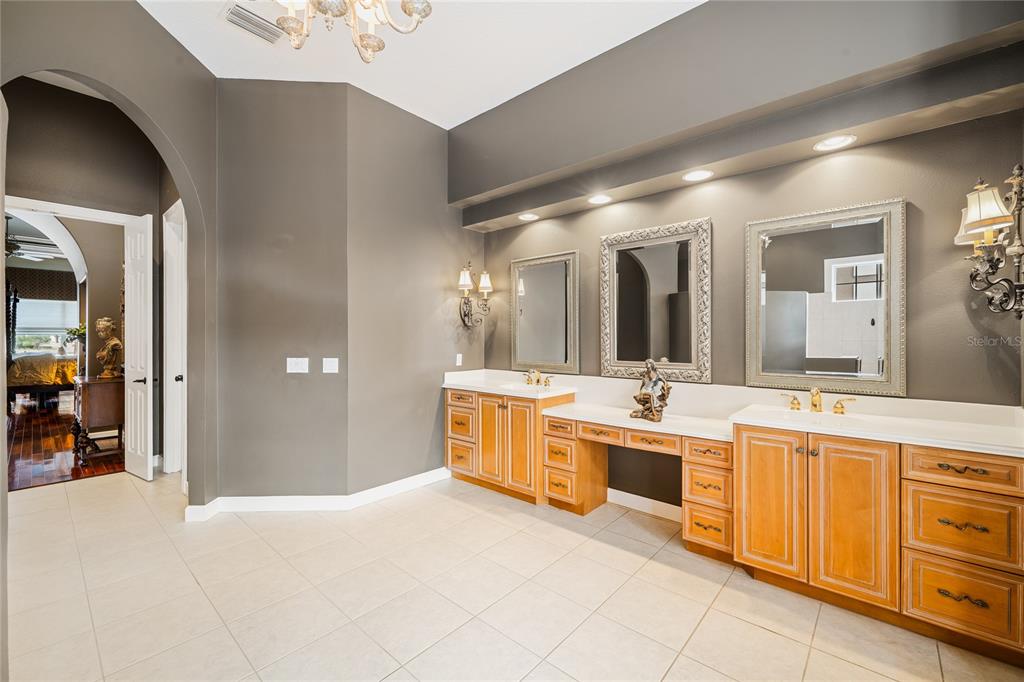 7718 FLEMINGWOOD COURT gallery image #33