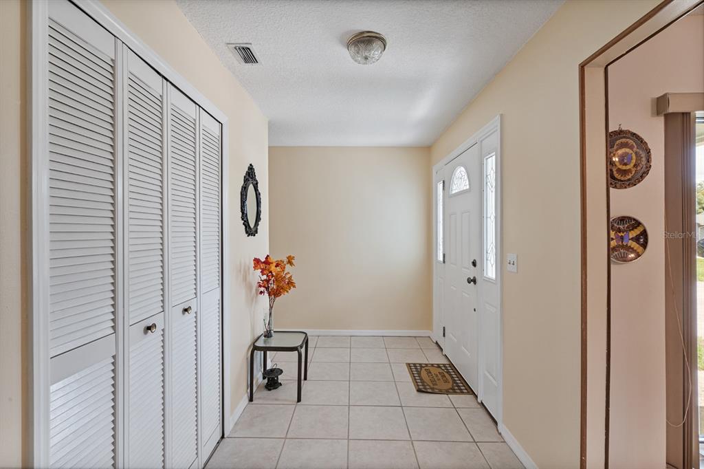 1032 MANCHESTER CIRCLE gallery image #4