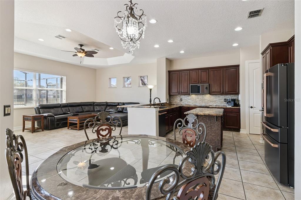 6473 EVERINGHAM LANE gallery image #16