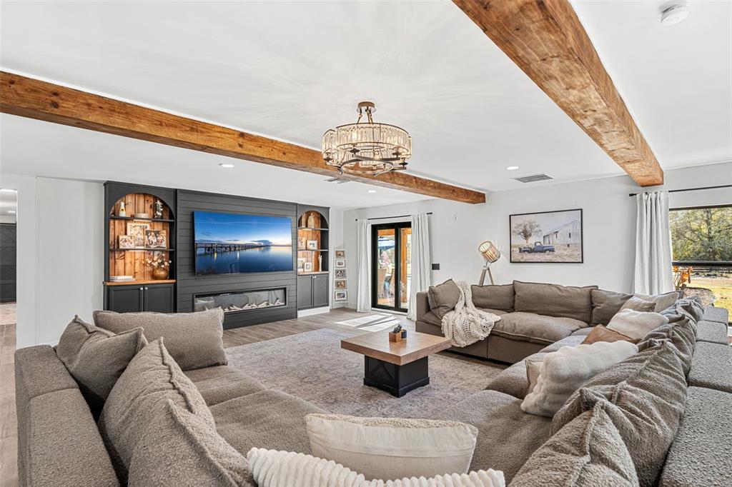 17224 OLD COUNTRY LANE gallery image #10