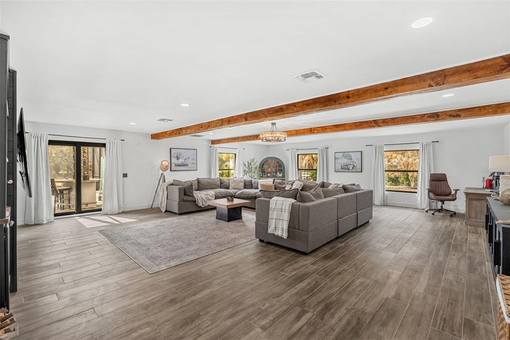 17224 OLD COUNTRY LANE gallery image #12