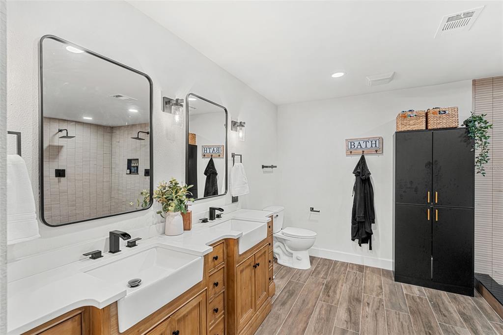 17224 OLD COUNTRY LANE gallery image #15