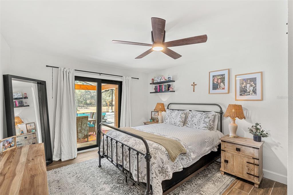 17224 OLD COUNTRY LANE gallery image #22