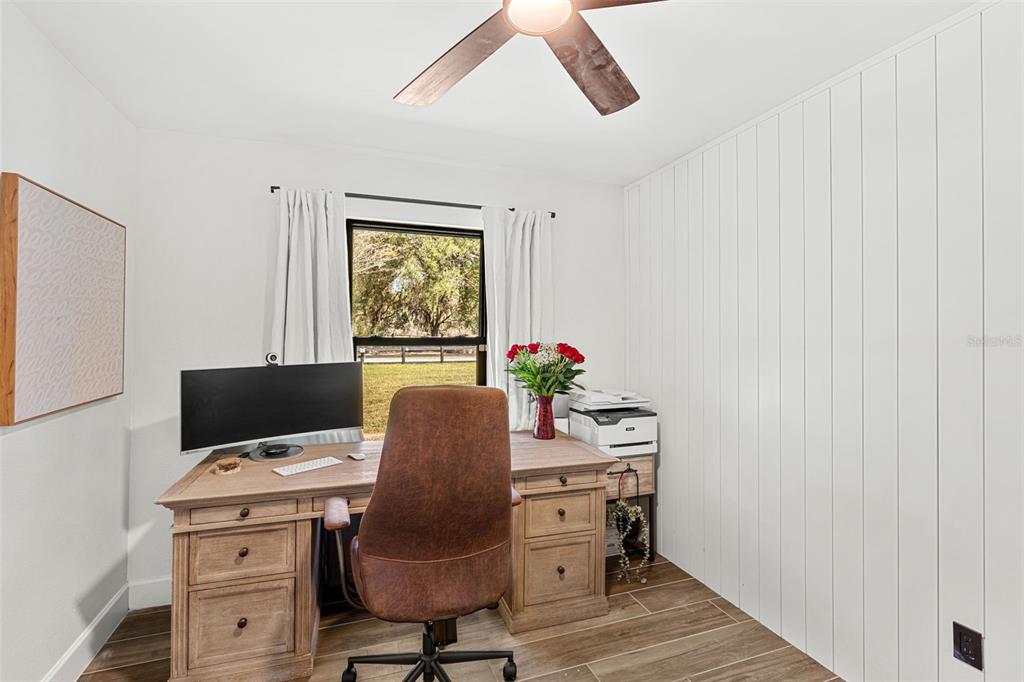 17224 OLD COUNTRY LANE gallery image #27