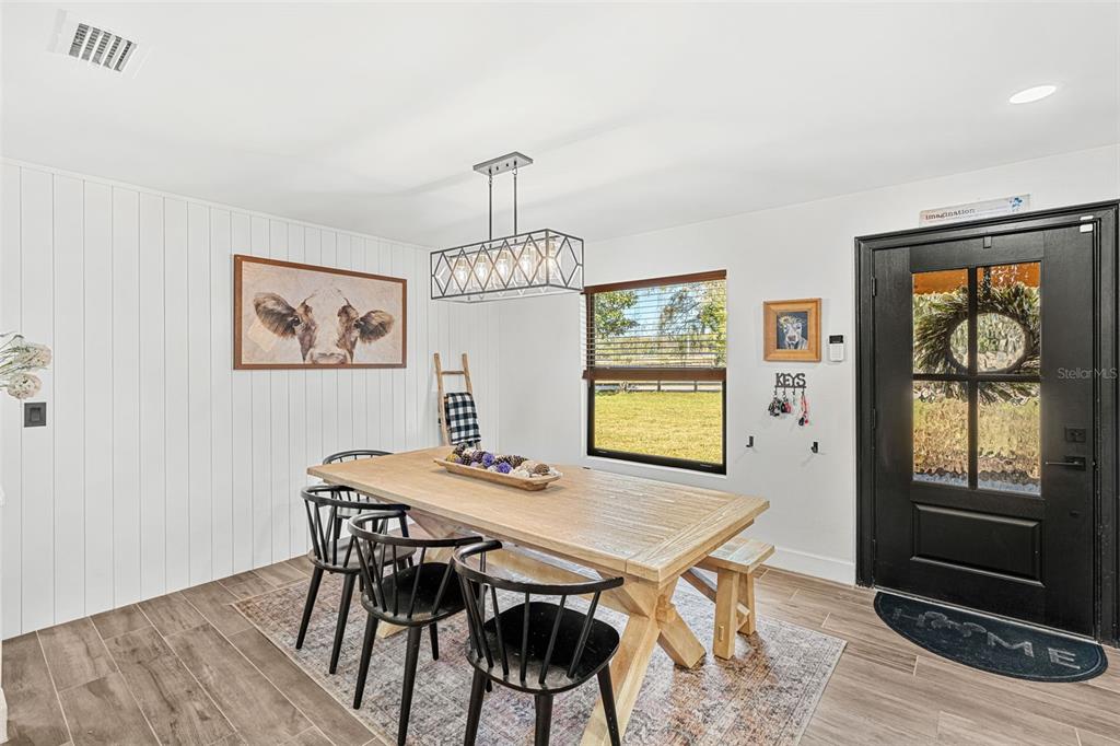 17224 OLD COUNTRY LANE gallery image #4