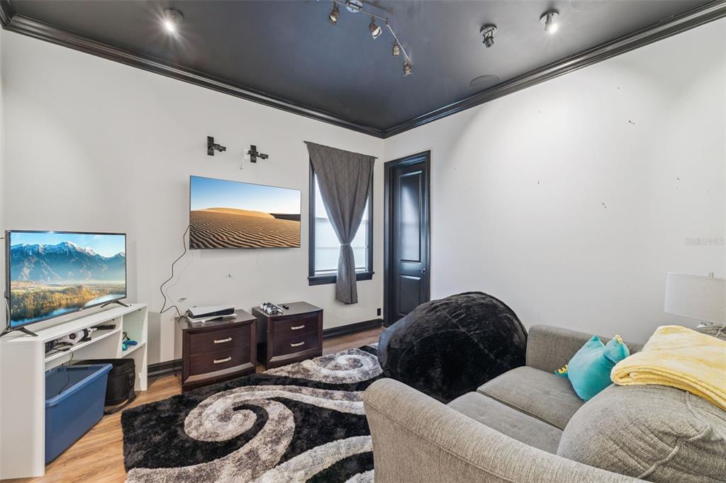 1172 CASTLE PINES CT gallery image #39
