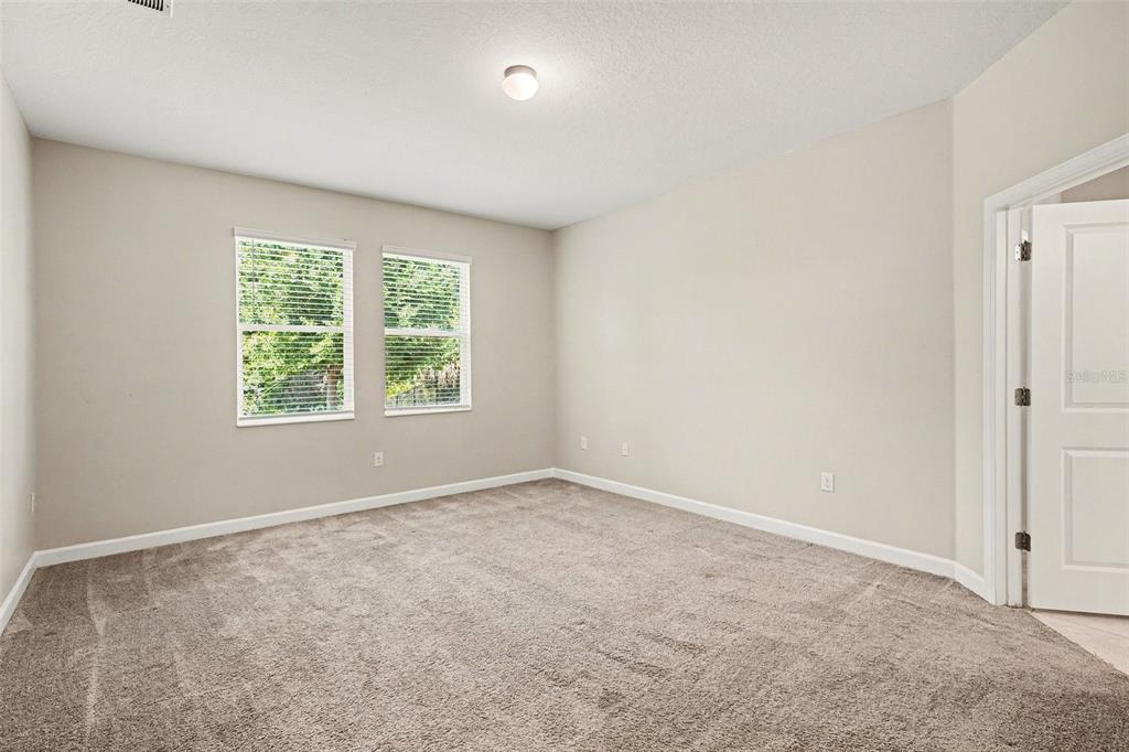 467 BRUNSWICK DRIVE gallery image #12