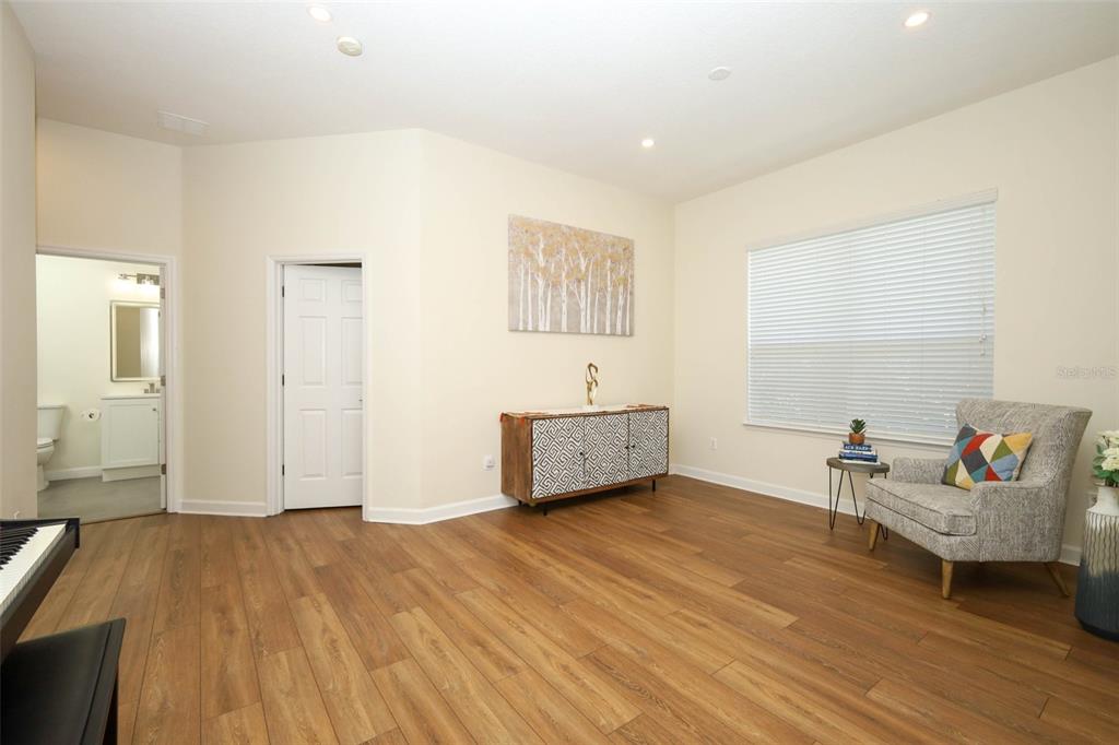 836 WOODBARK COVE gallery image #27