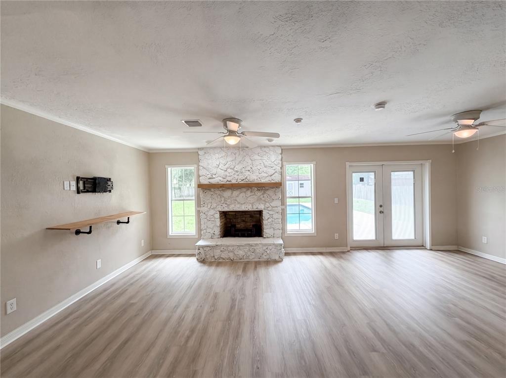 1770 NE 37TH STREET gallery image #11