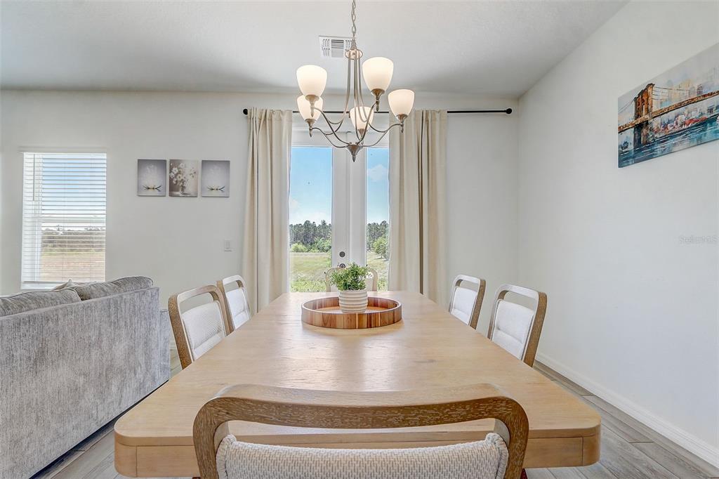 2268 DERWENT DRIVE gallery image #10