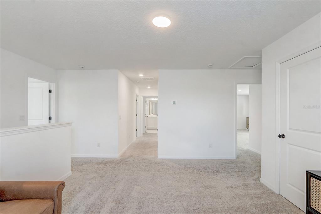 2268 DERWENT DRIVE gallery image #21