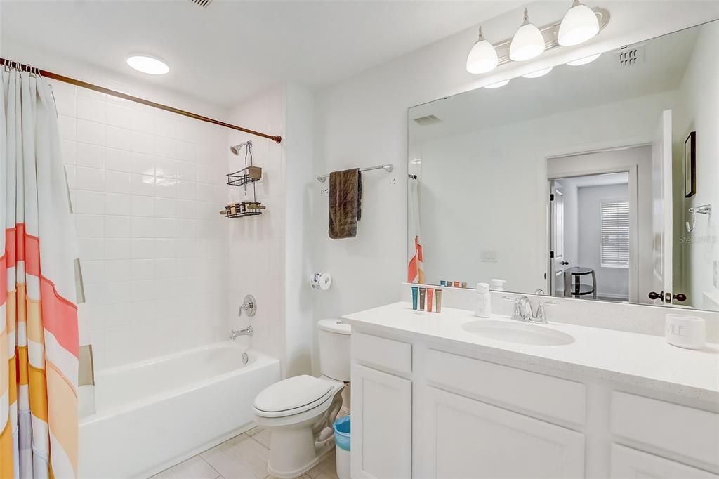 2268 DERWENT DRIVE gallery image #30