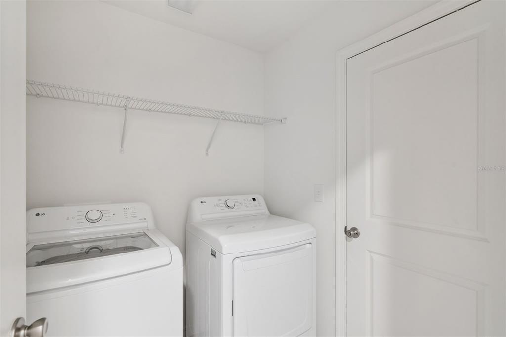 1247 PAPAYA CIRCLE gallery image #22