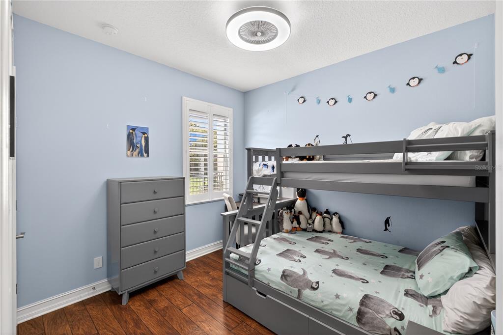 863 OAKBRANCH PLACE gallery image #21