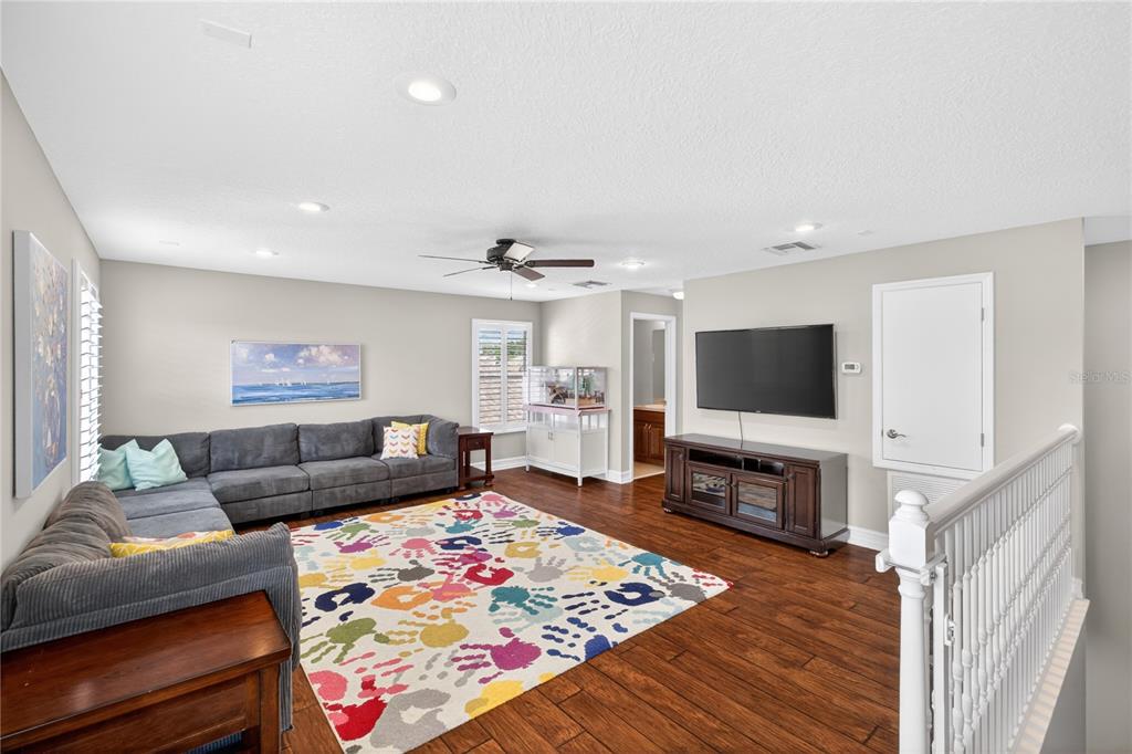 863 OAKBRANCH PLACE gallery image #22