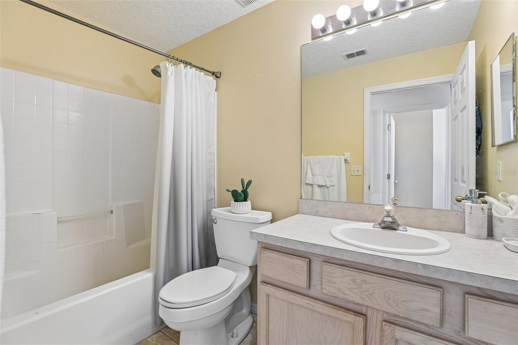 753 CASTERTON CIRCLE gallery image #14